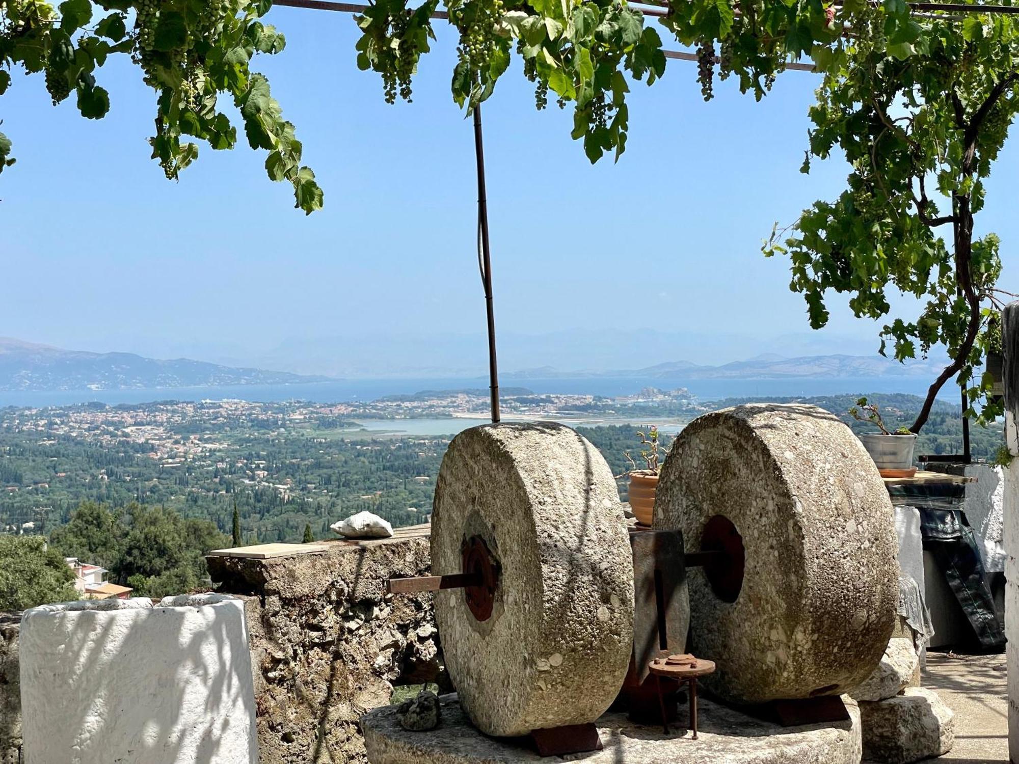 Mary'S House With Panoramic View Villa Agioi Deka  Buitenkant foto